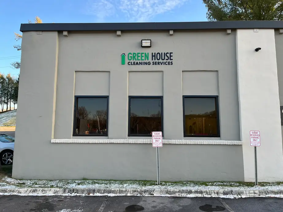 Green House Cleaning Services office on Volunteer Parkway in Bristol